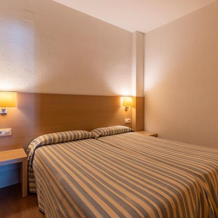 Almirall Apartaments Lloret de Mar Dış mekan fotoğraf