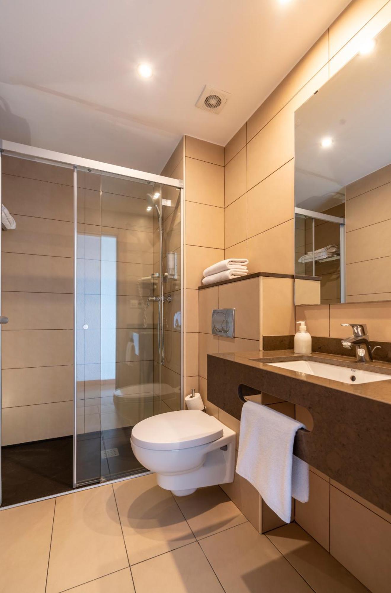 Almirall Apartaments Lloret de Mar Dış mekan fotoğraf